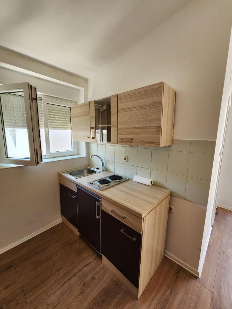 Apartmani Sole Vis Dış mekan fotoğraf