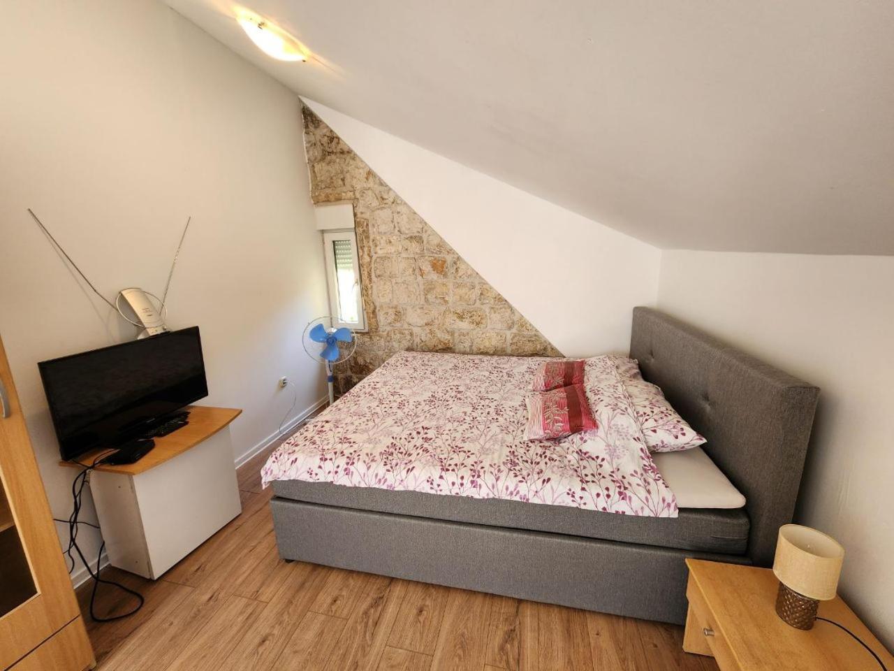 Apartmani Sole Vis Dış mekan fotoğraf