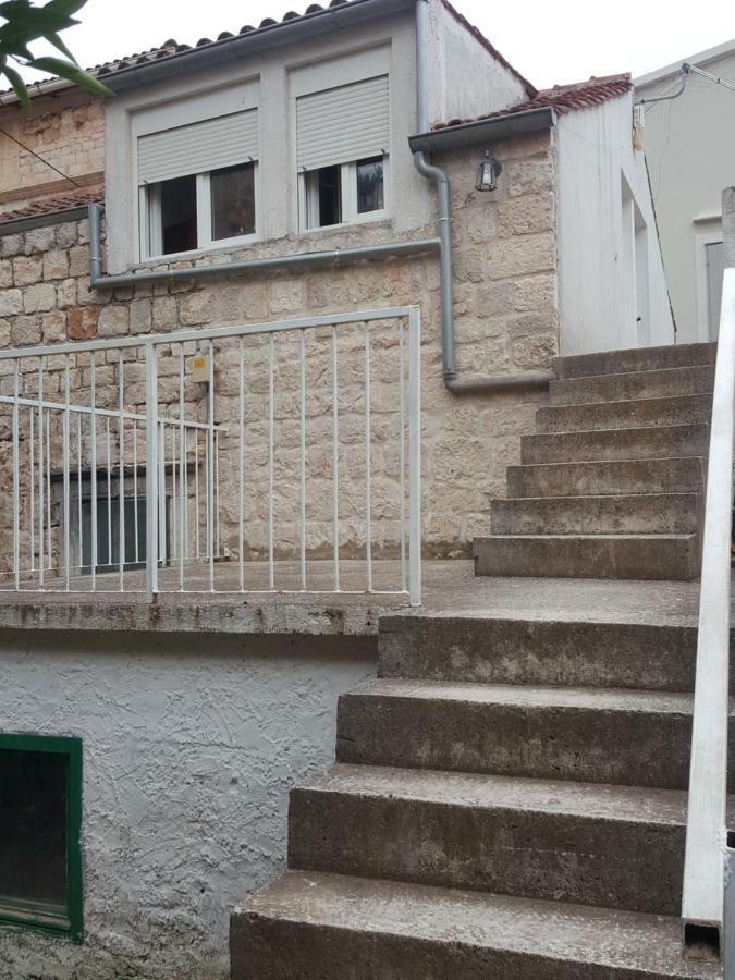 Apartmani Sole Vis Dış mekan fotoğraf